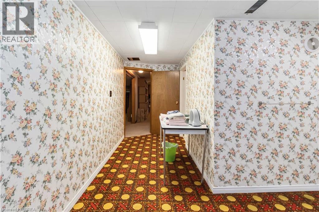 16 Paris Road, Brantford, Ontario  N3R 1H7 - Photo 41 - 40797692