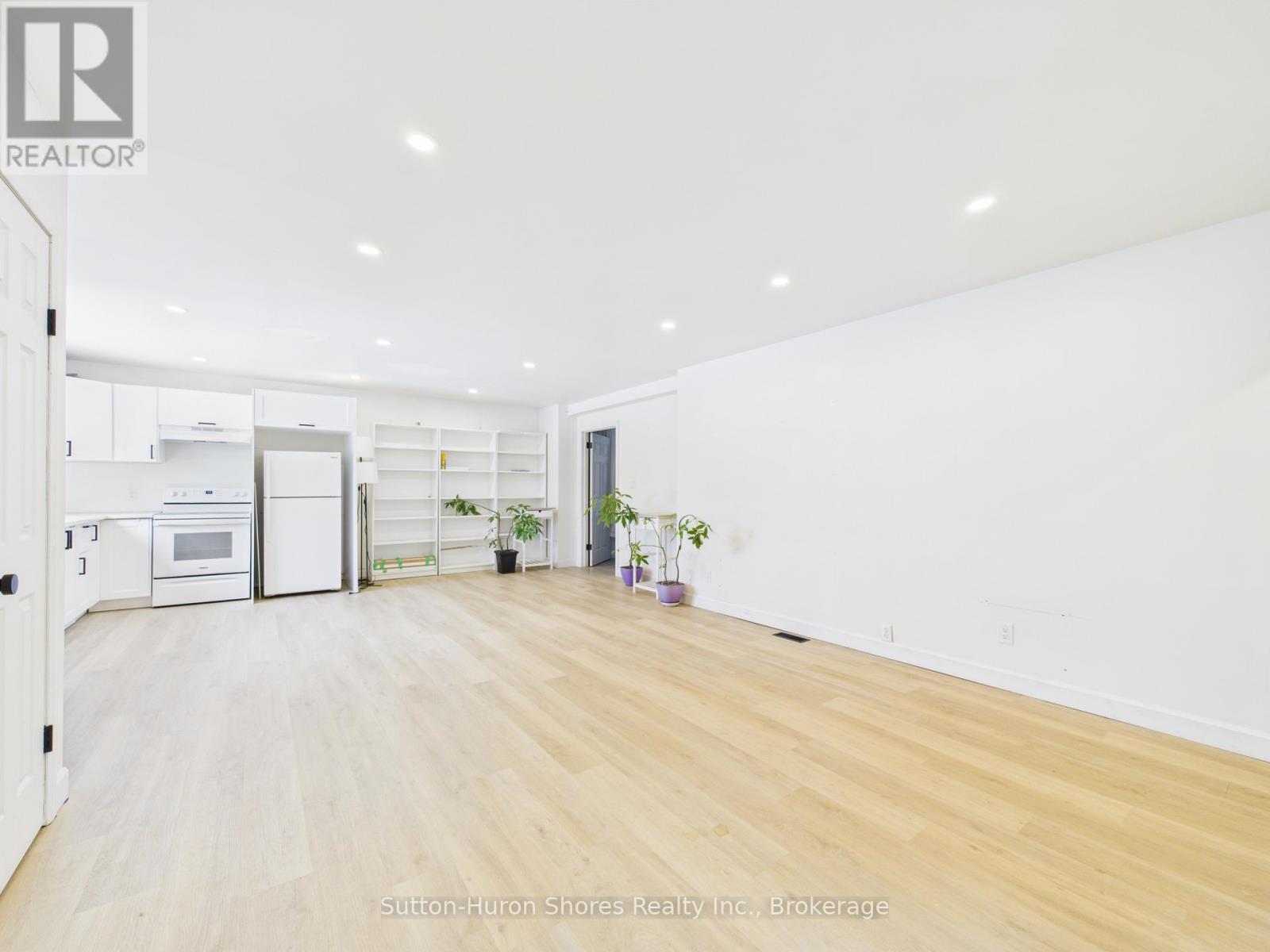 6 Main Street S, Brockton, Ontario  N0G 1S0 - Photo 11 - X12583216