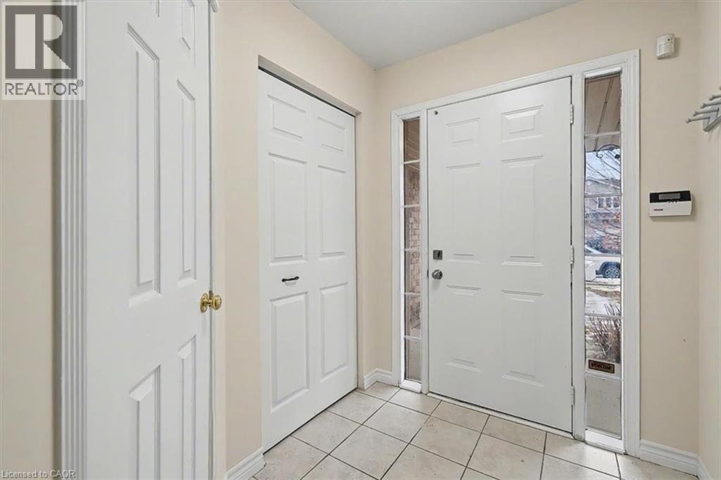 3 Sandcreek Lane, Guelph, Ontario  N1E 7K7 - Photo 3 - 40798821