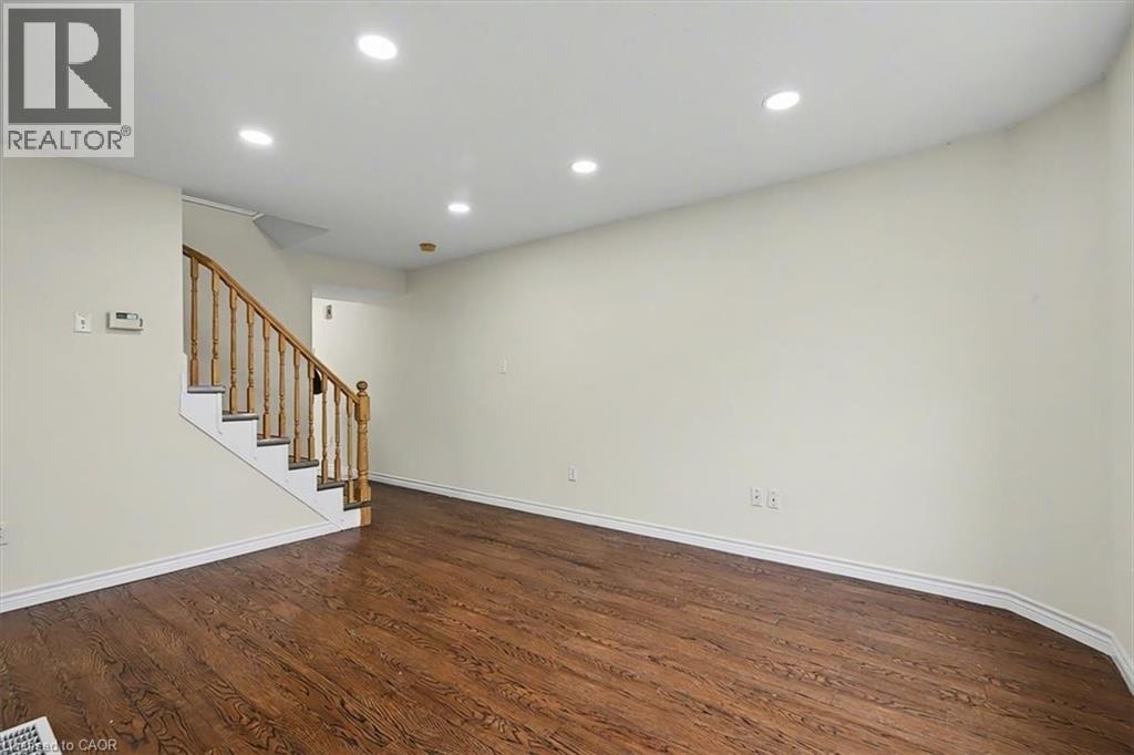 3 Sandcreek Lane, Guelph, Ontario  N1E 7K7 - Photo 9 - 40798821