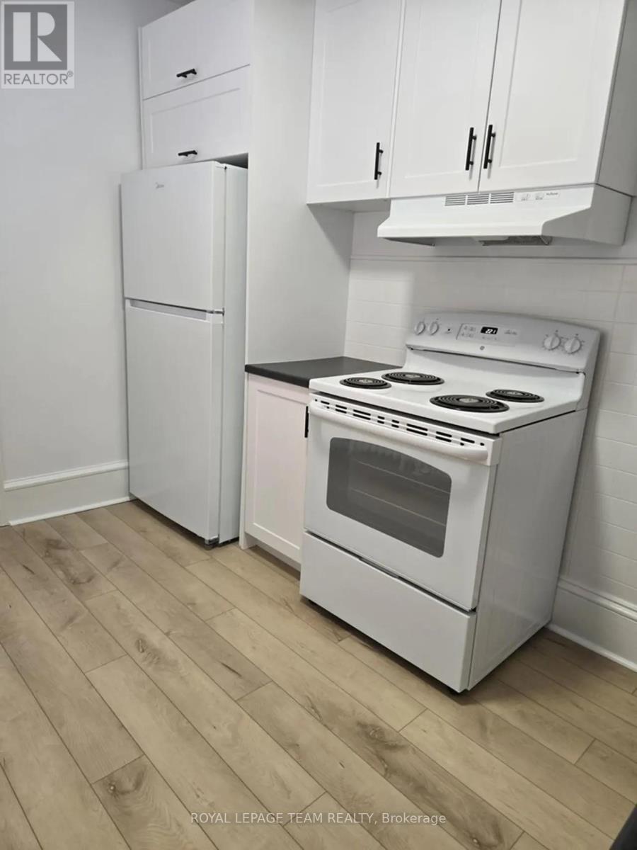 158 St Andrew Street, Ottawa, Ontario  K1N 5G4 - Photo 17 - X12613342