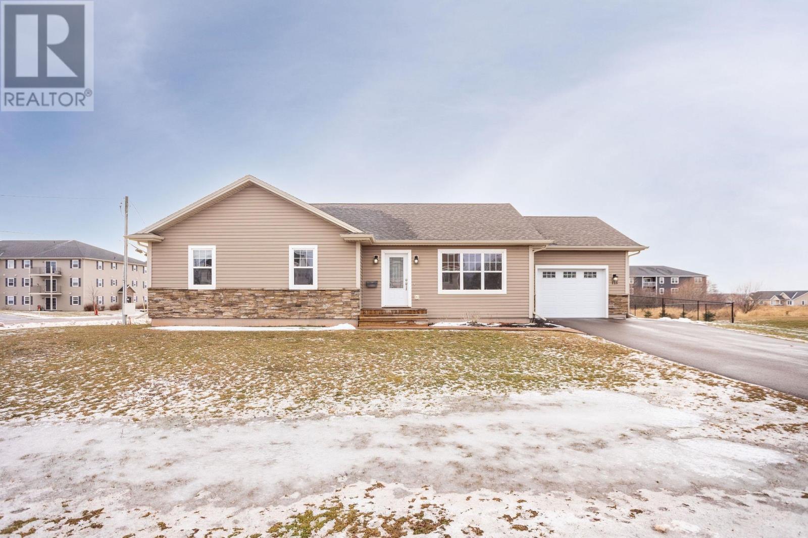 115 Squire Lane, Stratford, Prince Edward Island