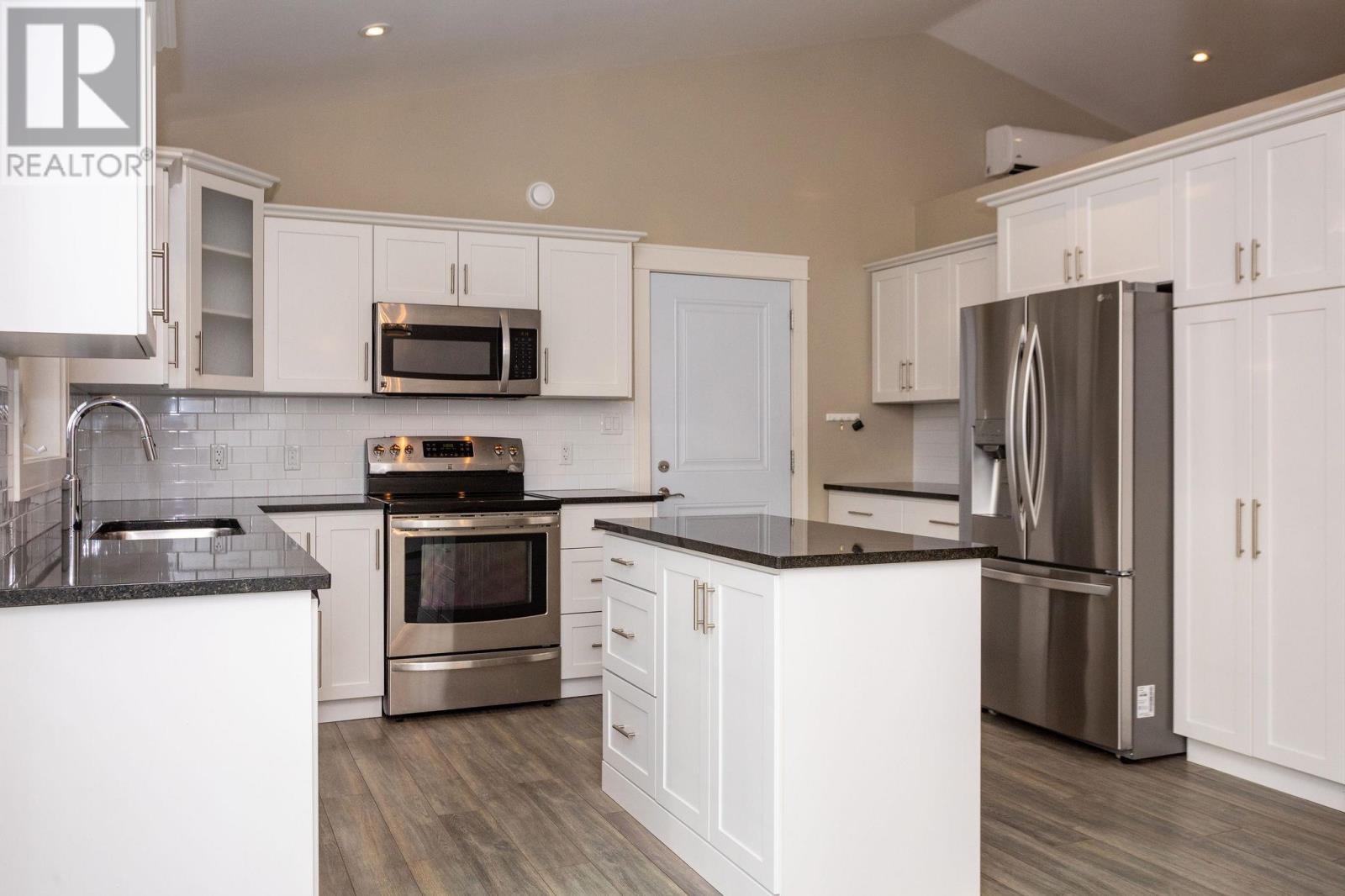 115 Squire Lane, Stratford, Prince Edward Island C1B 2X8 - Photo 10 - 202600868