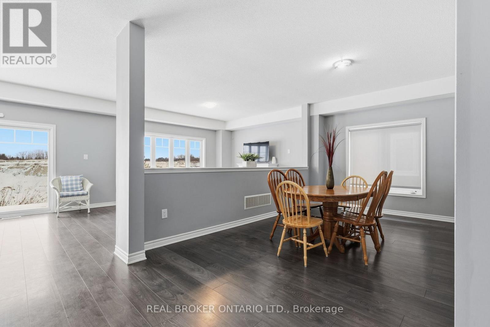 38 Sandhill Crane Drive, Wasaga Beach, Ontario  L9Z 0J6 - Photo 7 - S12698876