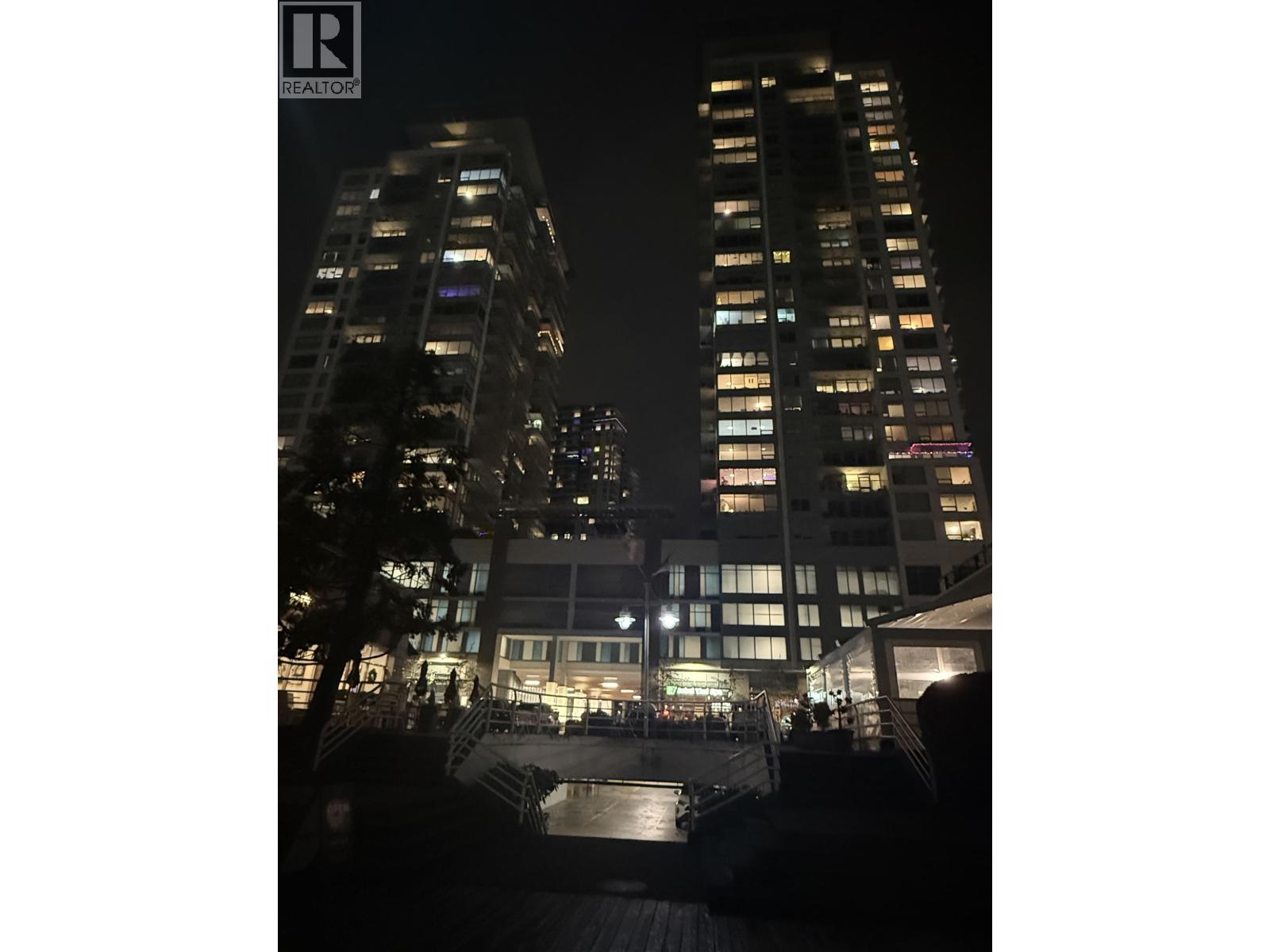 1301 908 Quayside Drive, New Westminster, British Columbia V3M 0L4 - Photo 13 - R3078394