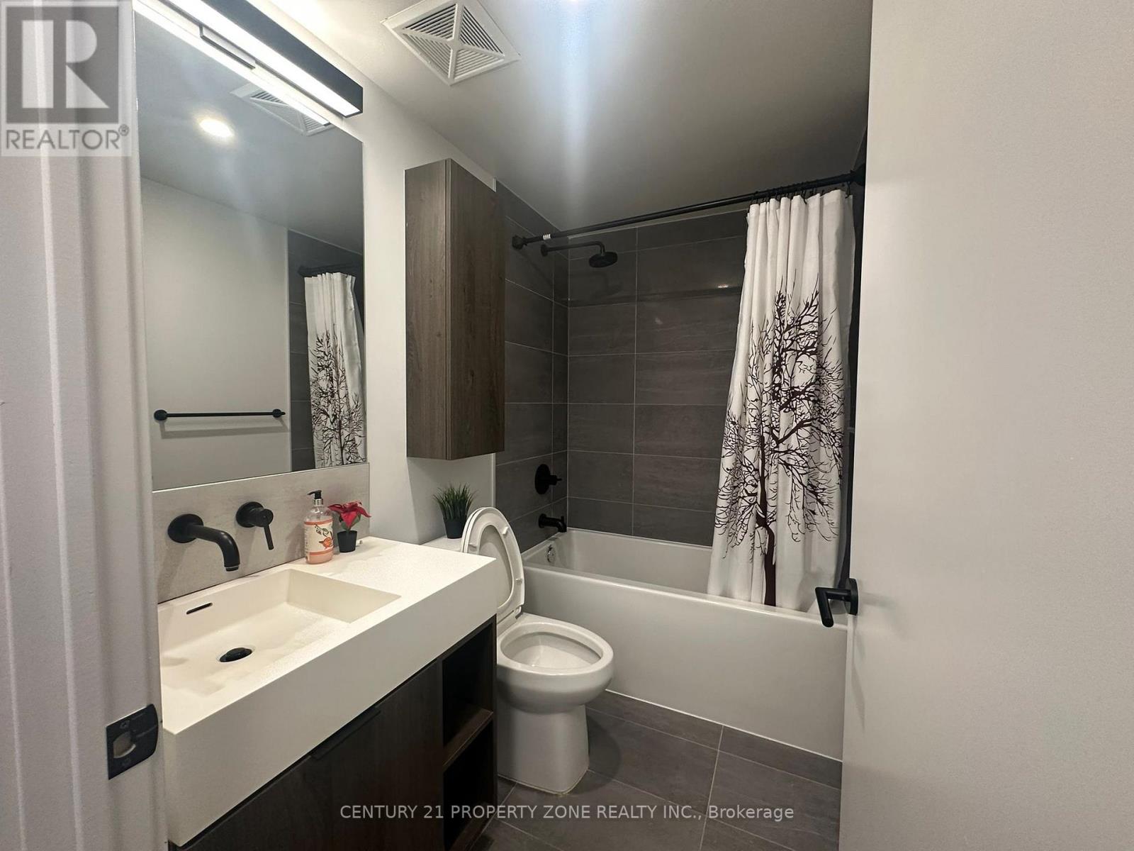 1510 - 108 Peter Street, Toronto, Ontario  M5V 0W2 - Photo 9 - C12699766