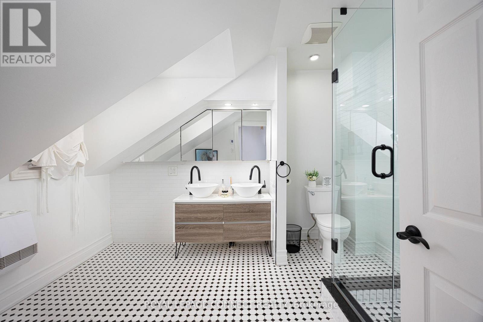 238 River Street, Toronto, Ontario  M5A 3R1 - Photo 27 - C12699780