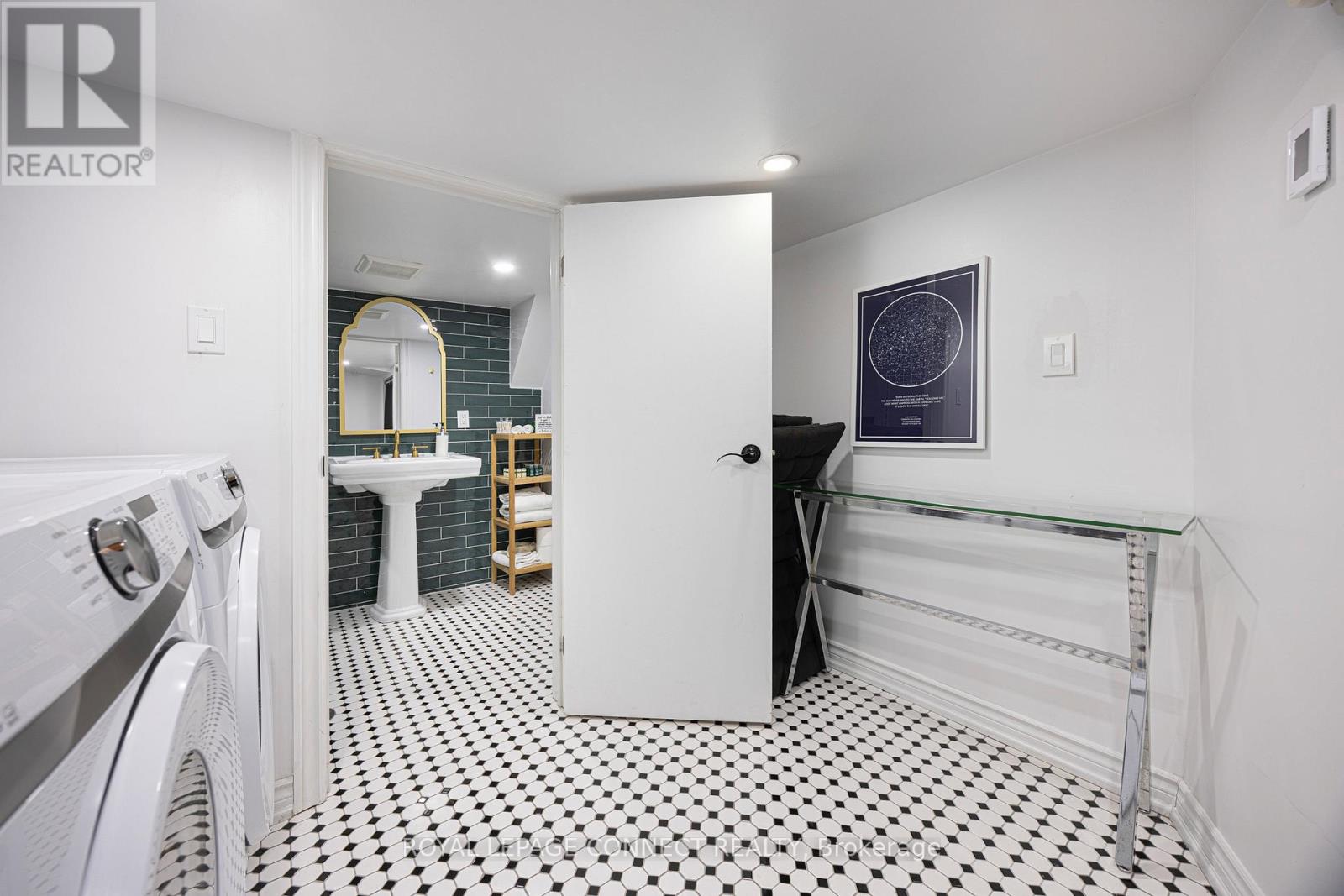 238 River Street, Toronto, Ontario  M5A 3R1 - Photo 30 - C12699780