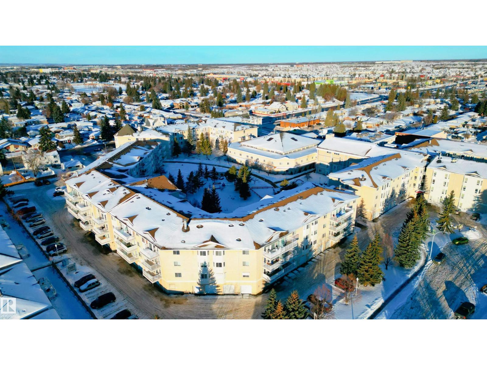 #454 13441 127 St Nw, Edmonton, Alberta  T5L 5B6 - Photo 1 - E4470149