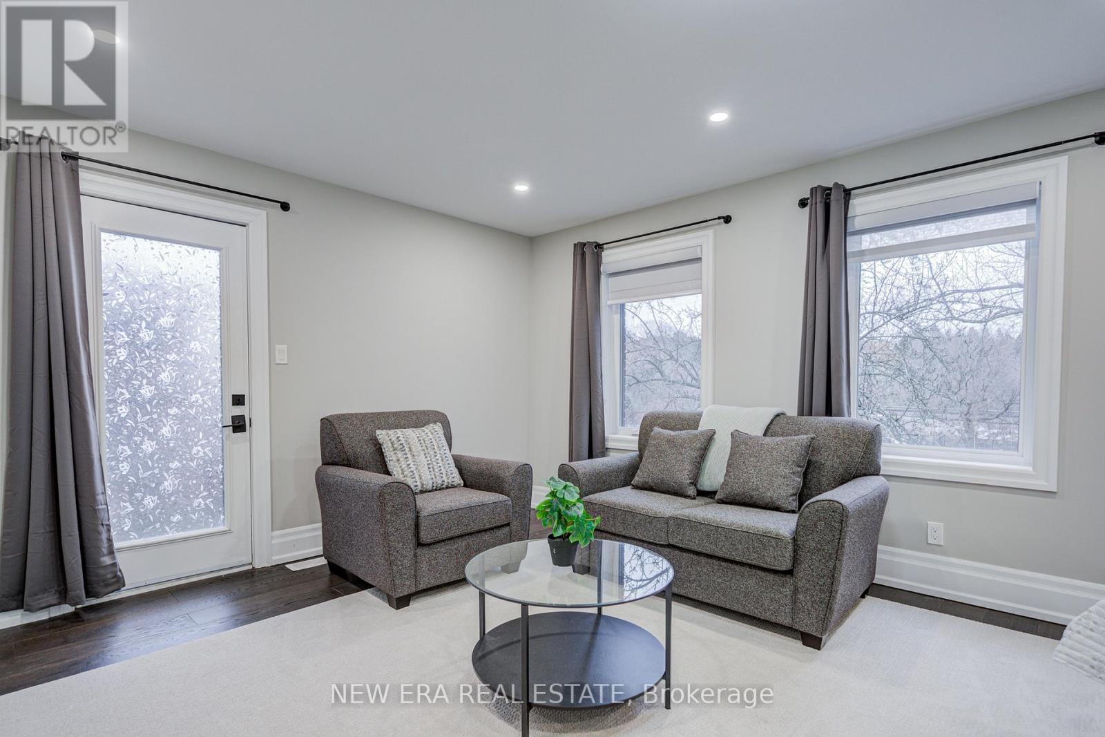 363 Rosebank Road, Pickering, Ontario  L1W 2N3 - Photo 31 - E12699844