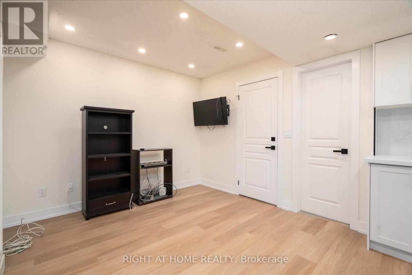 36 - 735 Sheppard Avenue W, Pickering, Ontario  L1V 7K5 - Photo 19 - E12699868