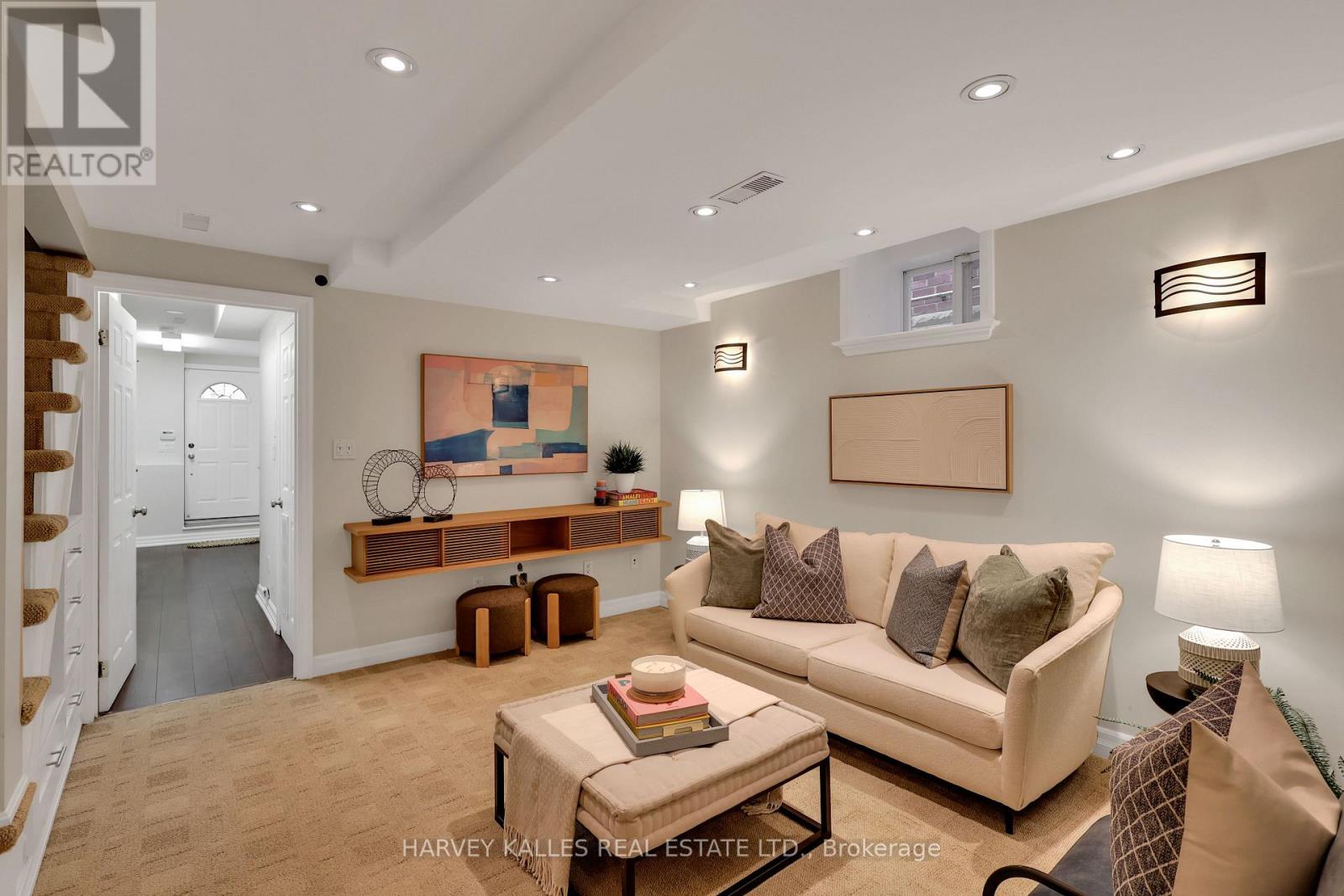 153 Sammon Avenue, Toronto, Ontario  M4J 1Y9 - Photo 25 - E12699872