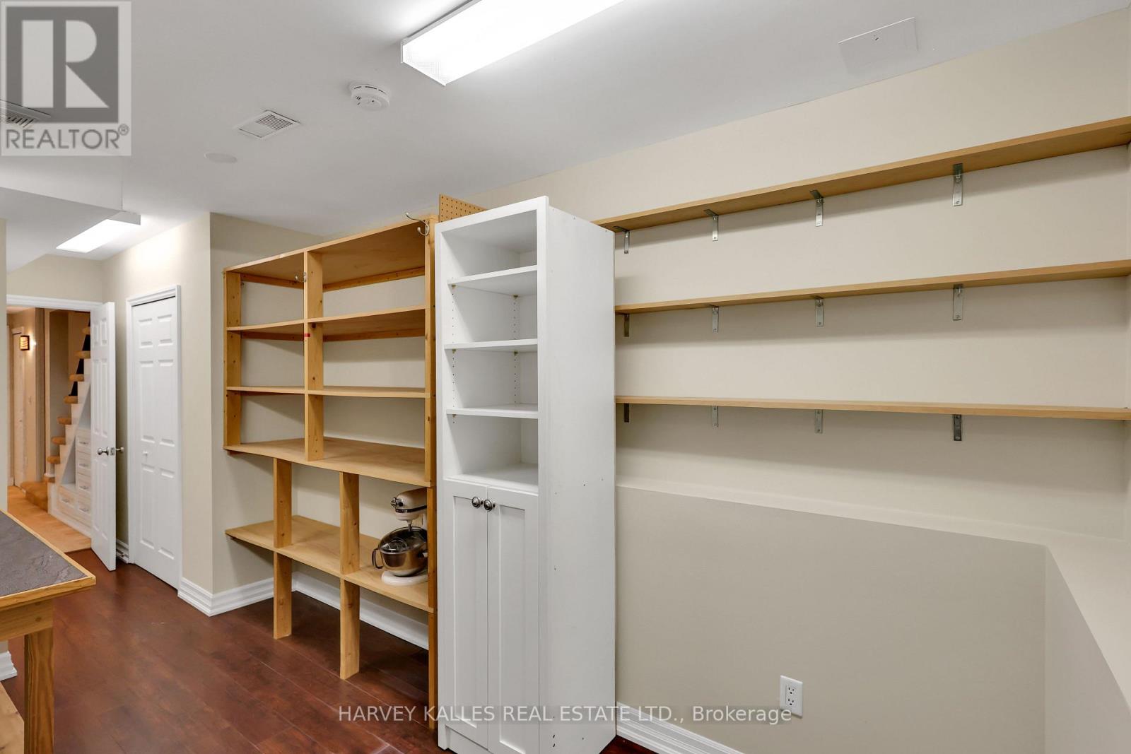 153 Sammon Avenue, Toronto, Ontario  M4J 1Y9 - Photo 29 - E12699872