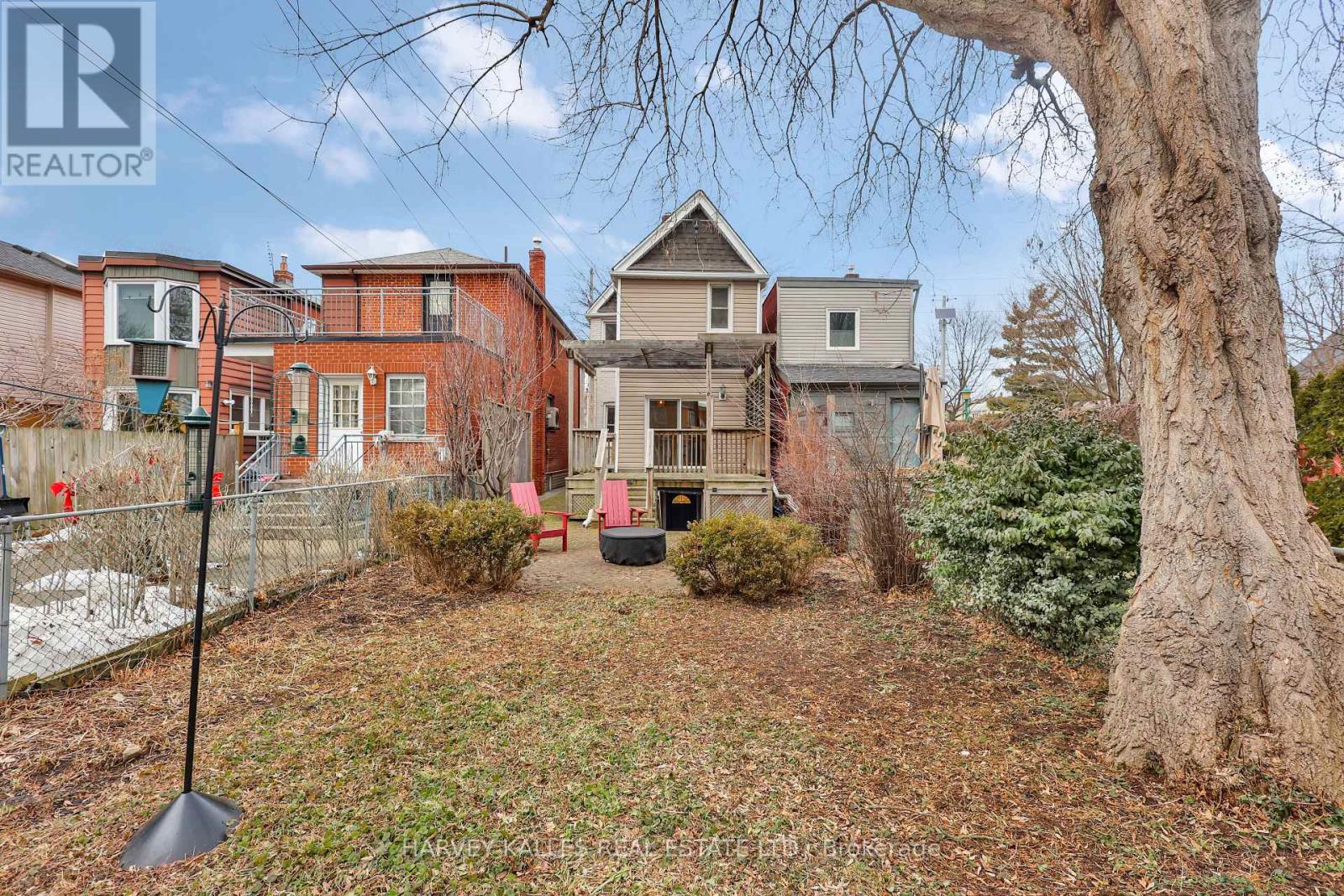 153 Sammon Avenue, Toronto, Ontario  M4J 1Y9 - Photo 33 - E12699872