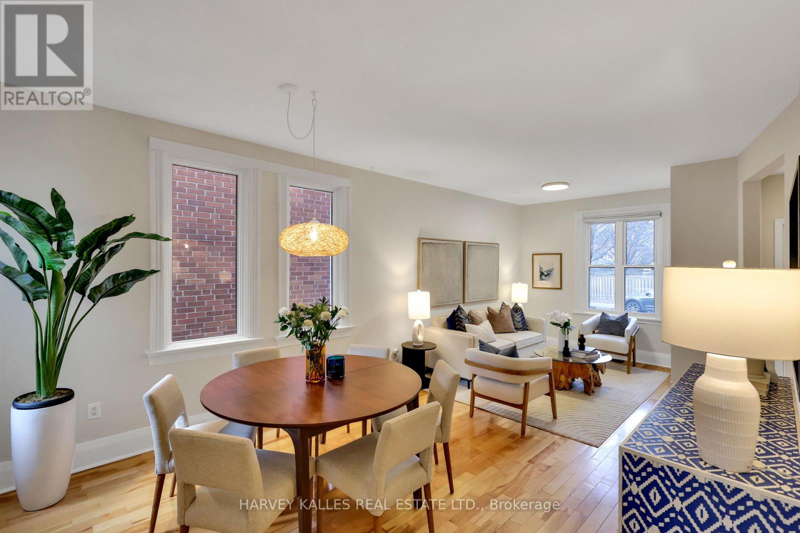 153 Sammon Avenue, Toronto, Ontario  M4J 1Y9 - Photo 5 - E12699872