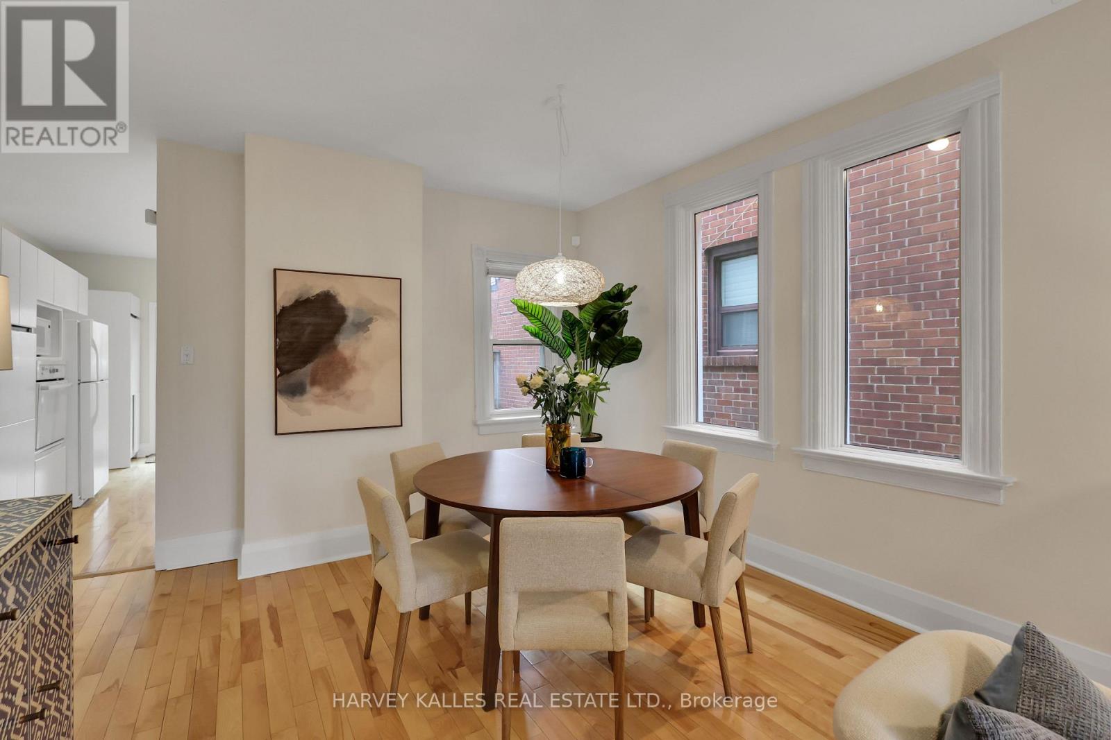 153 Sammon Avenue, Toronto, Ontario  M4J 1Y9 - Photo 6 - E12699872