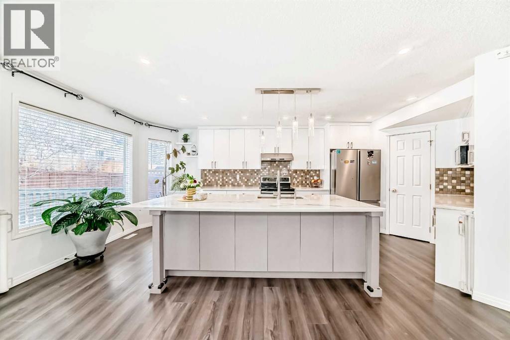 71 Millrise Square Sw, Calgary, Alberta  T2Y 4C2 - Photo 4 - A2278639