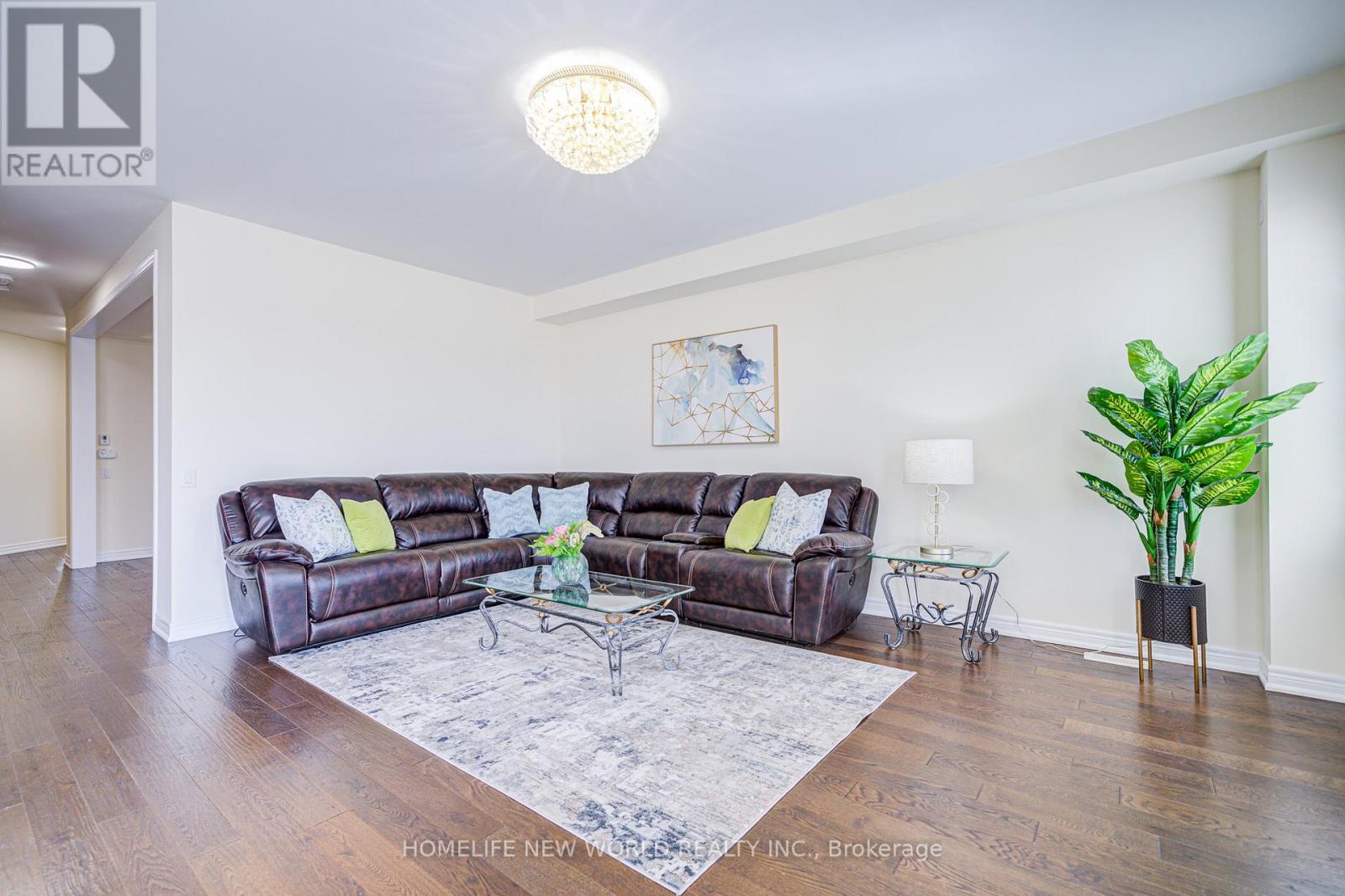 88 Roth Street, Aurora, Ontario  L4G 0W7 - Photo 13 - N12699798