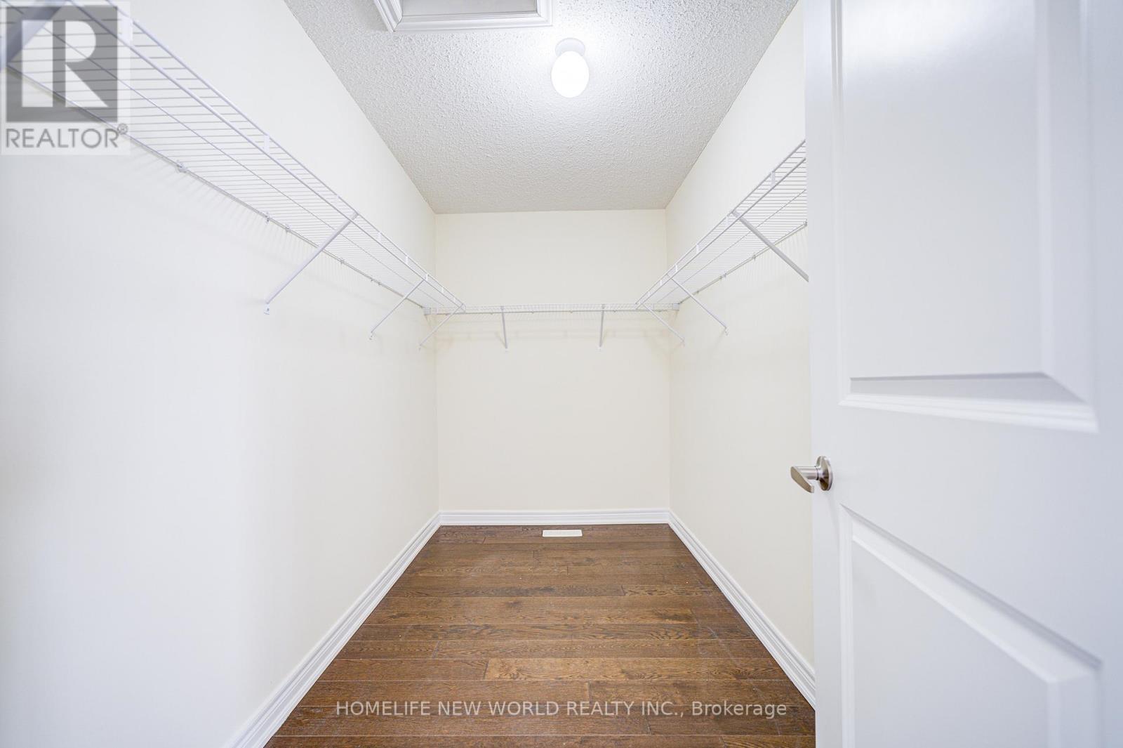 88 Roth Street, Aurora, Ontario  L4G 0W7 - Photo 39 - N12699798