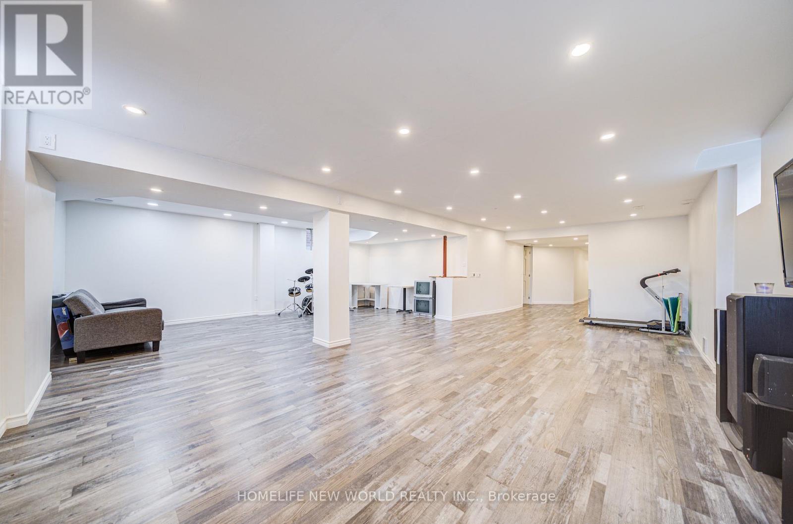 88 Roth Street, Aurora, Ontario  L4G 0W7 - Photo 44 - N12699798