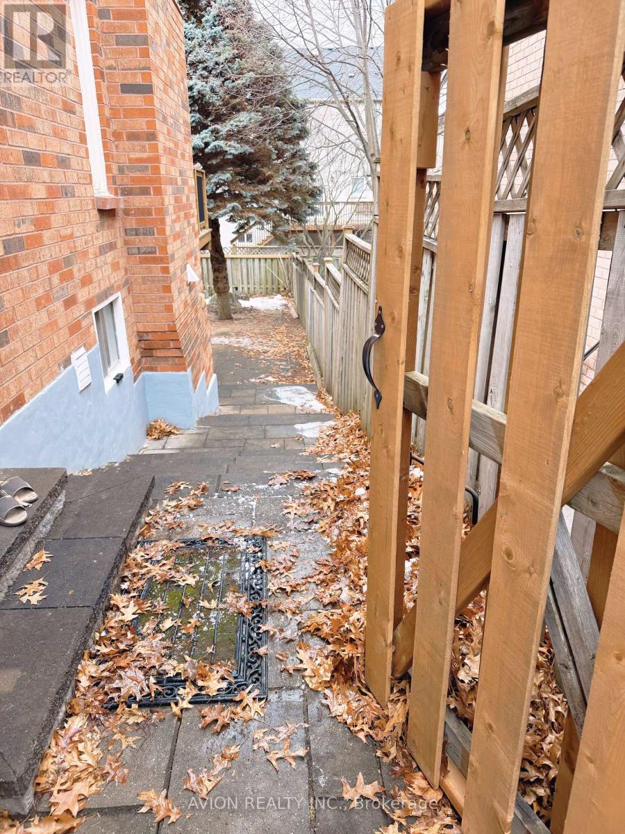 Basement - 40 Vasselle Crescent, Markham, Ontario  L3R 9P3 - Photo 4 - N12699828