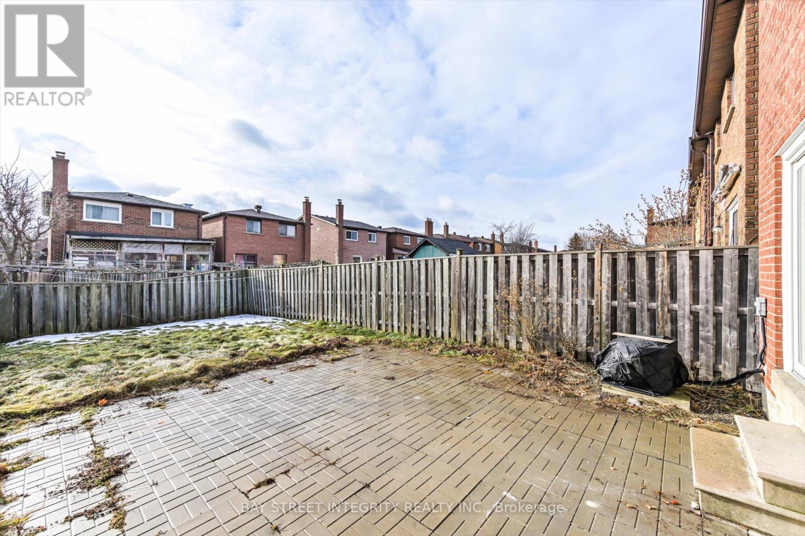 116 Kenley Crescent, Markham, Ontario  L3R 6X5 - Photo 25 - N12699842