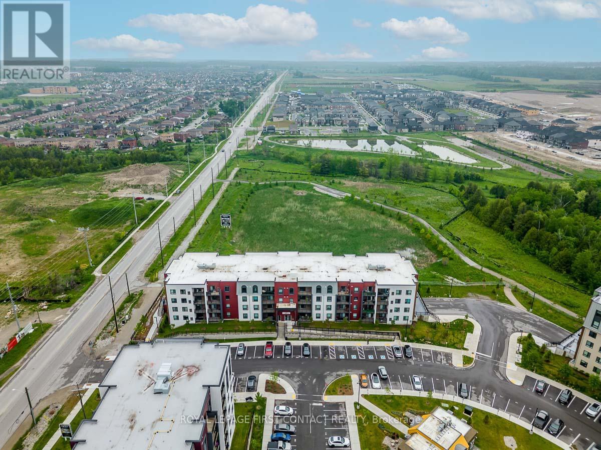 209 - 1 Chef Lane, Barrie, Ontario  L9J 0T1 - Photo 1 - S12699822