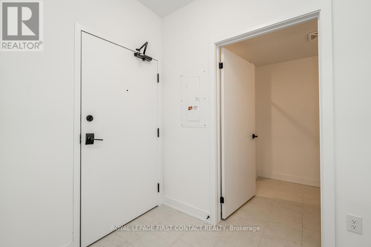 209 - 1 Chef Lane, Barrie, Ontario  L9J 0T1 - Photo 11 - S12699822