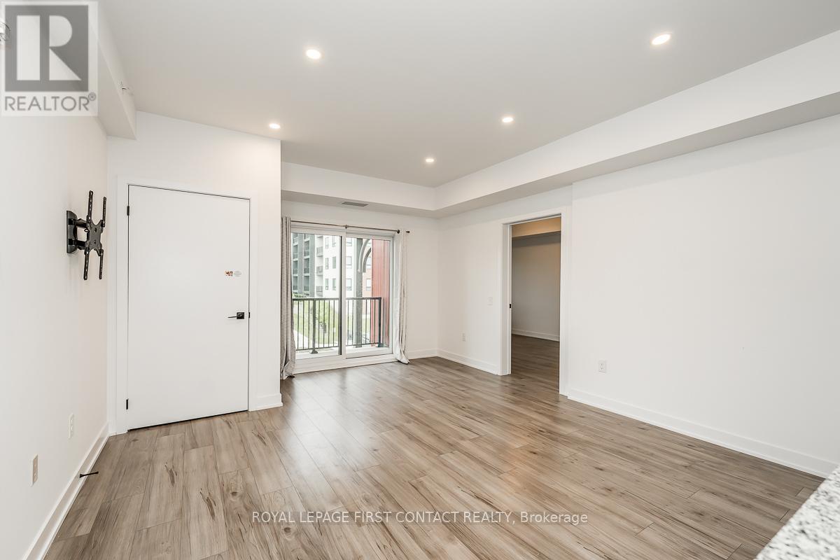 209 - 1 Chef Lane, Barrie, Ontario  L9J 0T1 - Photo 17 - S12699840