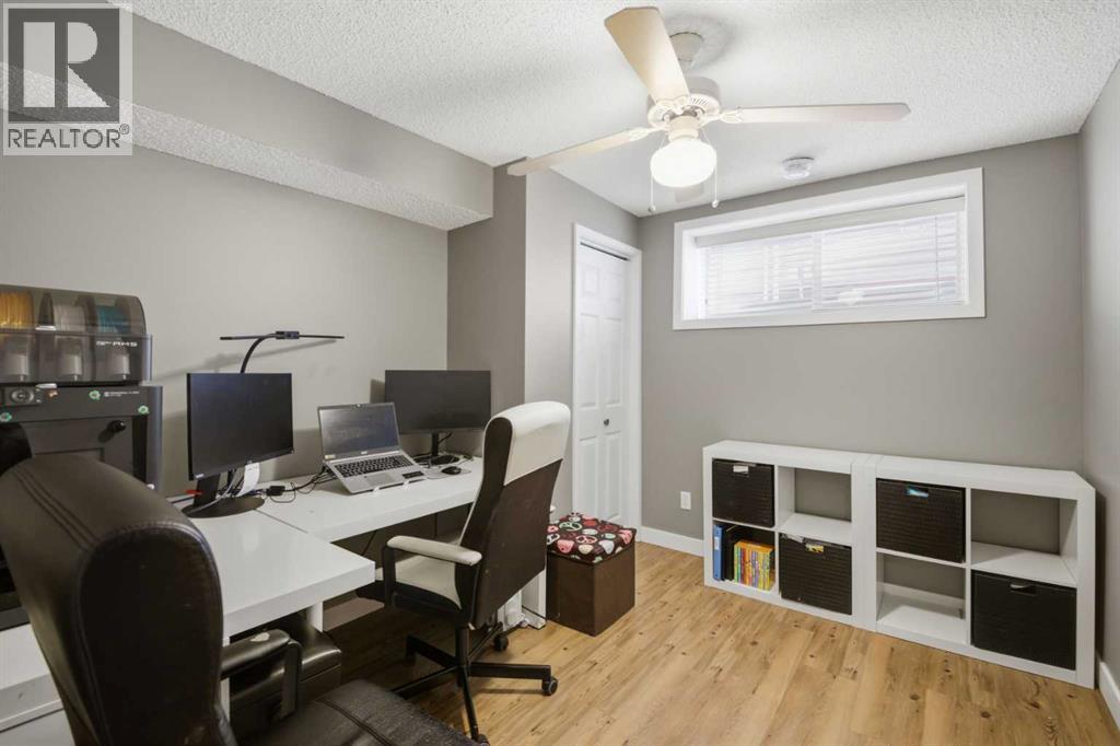 227 Panamount Circle Nw, Calgary, Alberta  T3K 0G9 - Photo 38 - A2279023