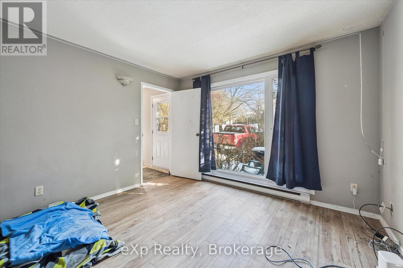 56 Wilsonview Avenue, Guelph (Dovercliffe Park/old University), Ontario  N1G 2Z9 - Photo 11 - X12699962