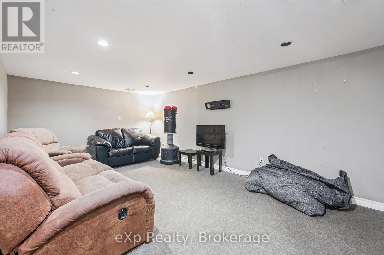 56 Wilsonview Avenue, Guelph (Dovercliffe Park/old University), Ontario  N1G 2Z9 - Photo 17 - X12699962