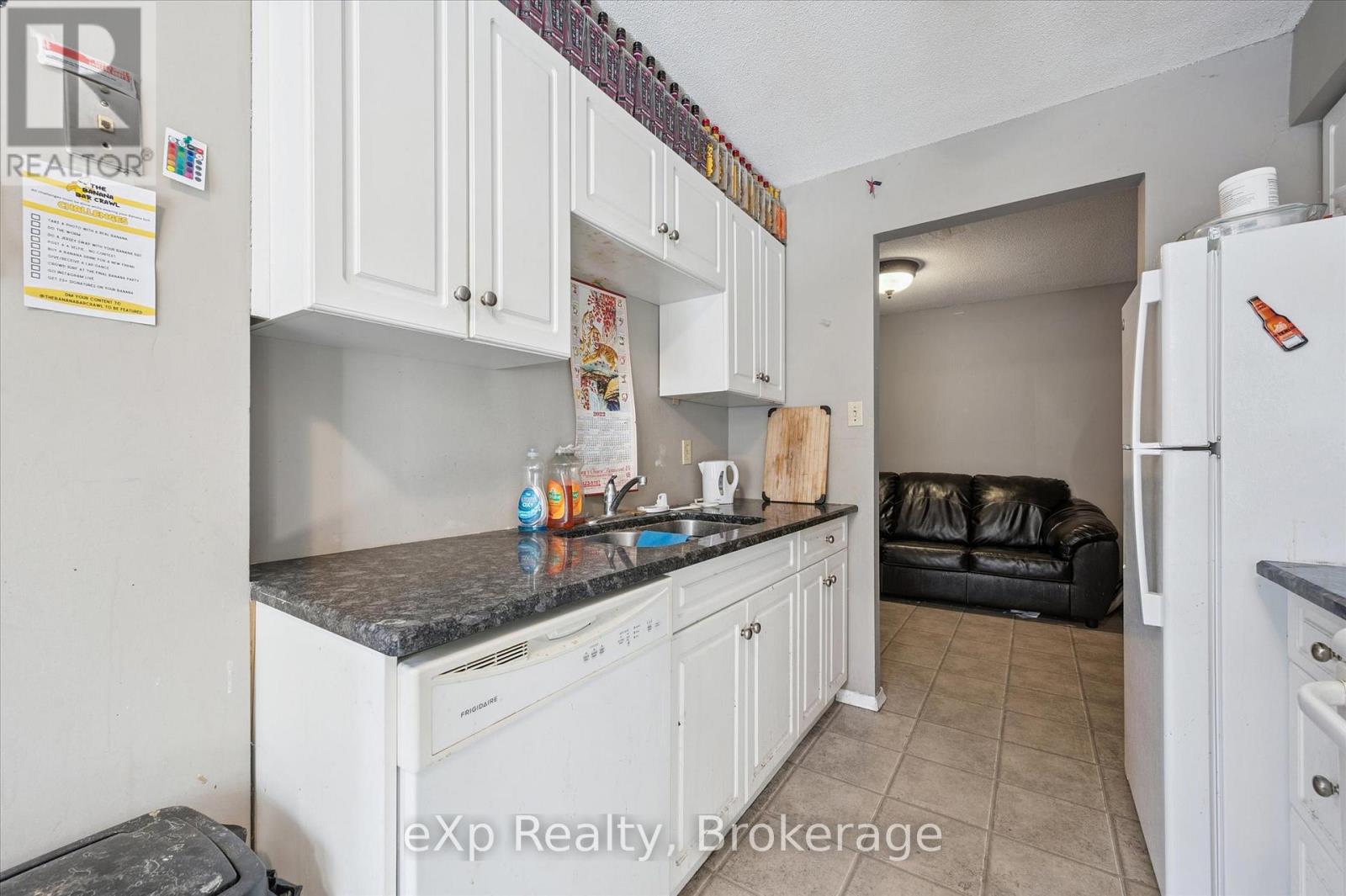 56 Wilsonview Avenue, Guelph (Dovercliffe Park/old University), Ontario  N1G 2Z9 - Photo 6 - X12699962