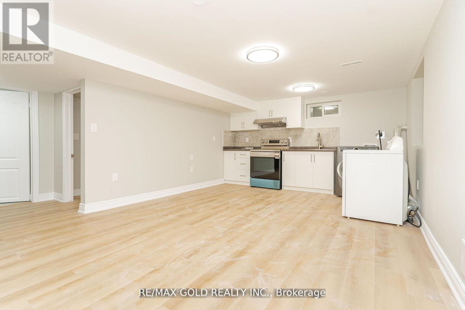 136 Bartley Bull Parkway, Brampton, Ontario  L6W 2J9 - Photo 9 - W12699760