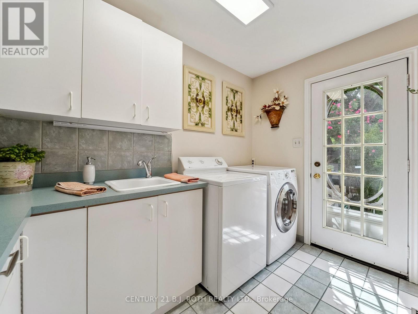 18 Claypine Trail, Brampton, Ontario  L6V 3L9 - Photo 22 - W12699764