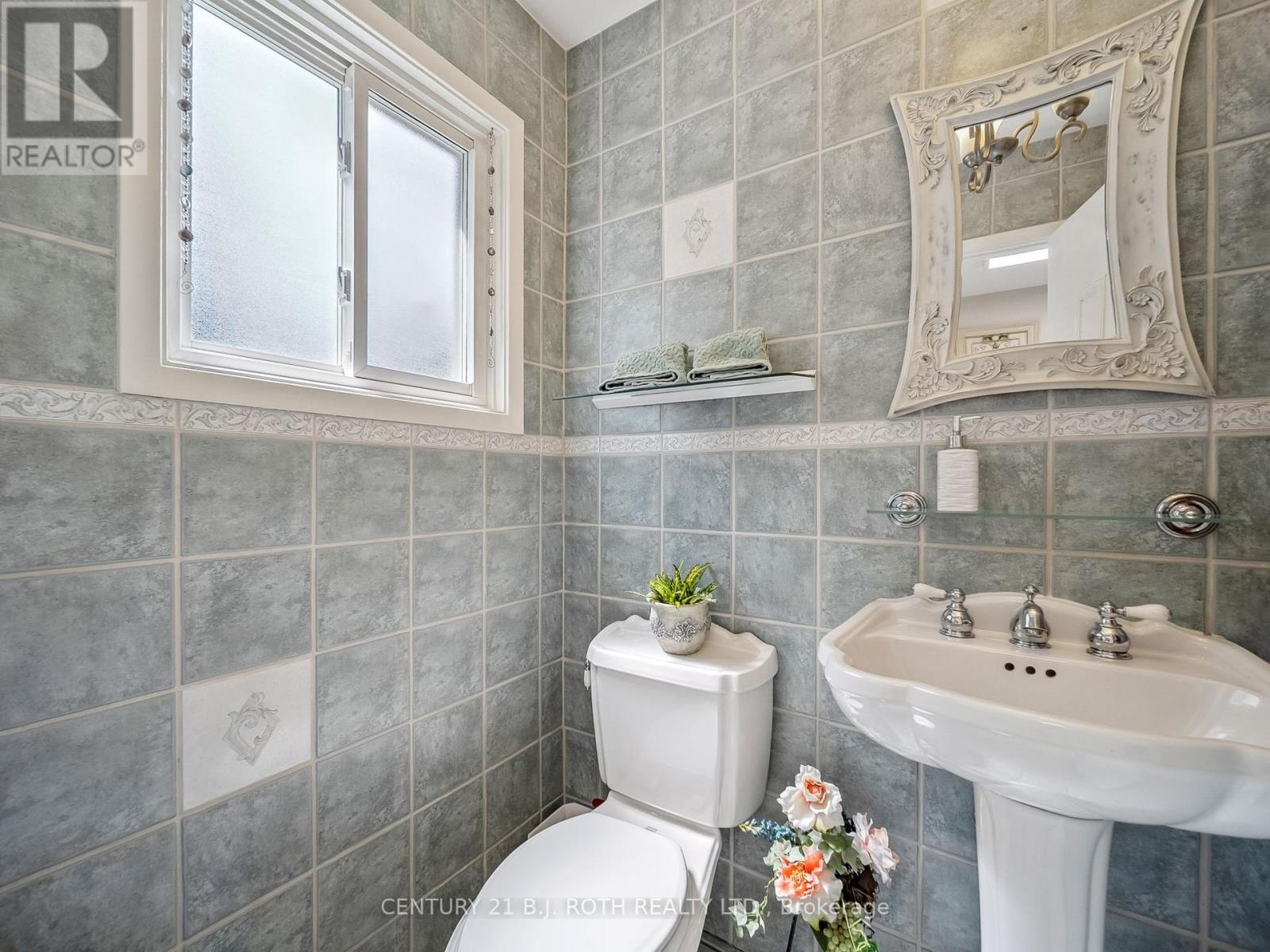 18 Claypine Trail, Brampton, Ontario  L6V 3L9 - Photo 24 - W12699764