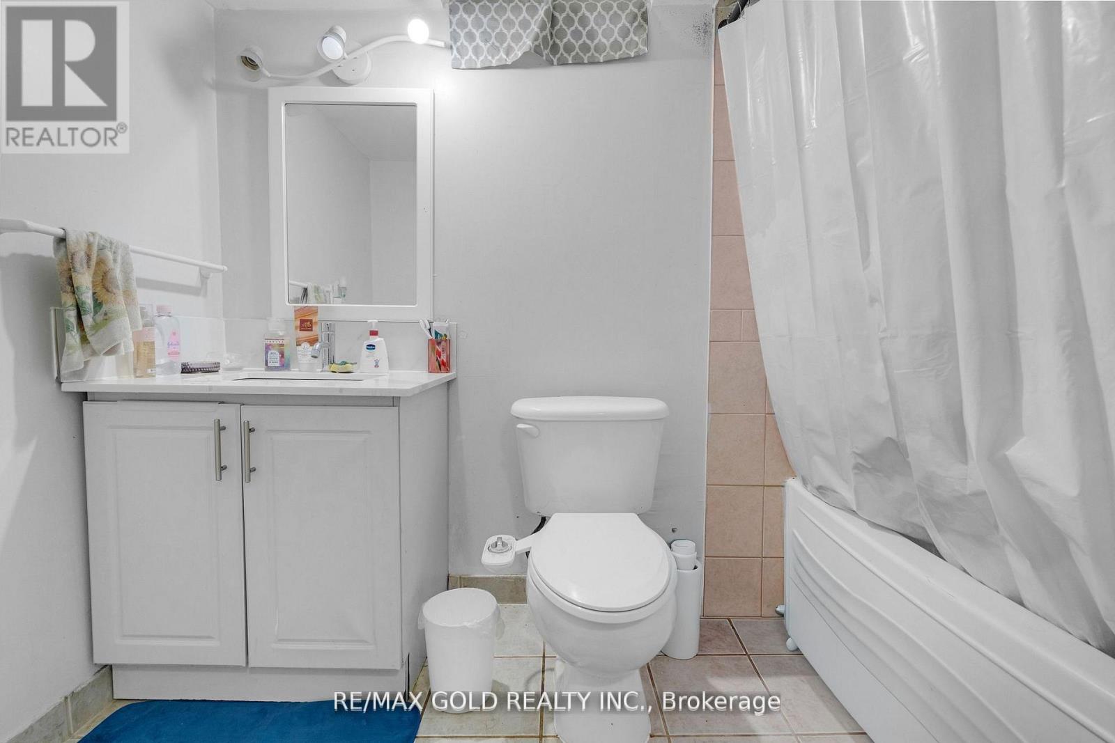 39 Darren Road, Brampton, Ontario  L6P 1Z5 - Photo 38 - W12699774