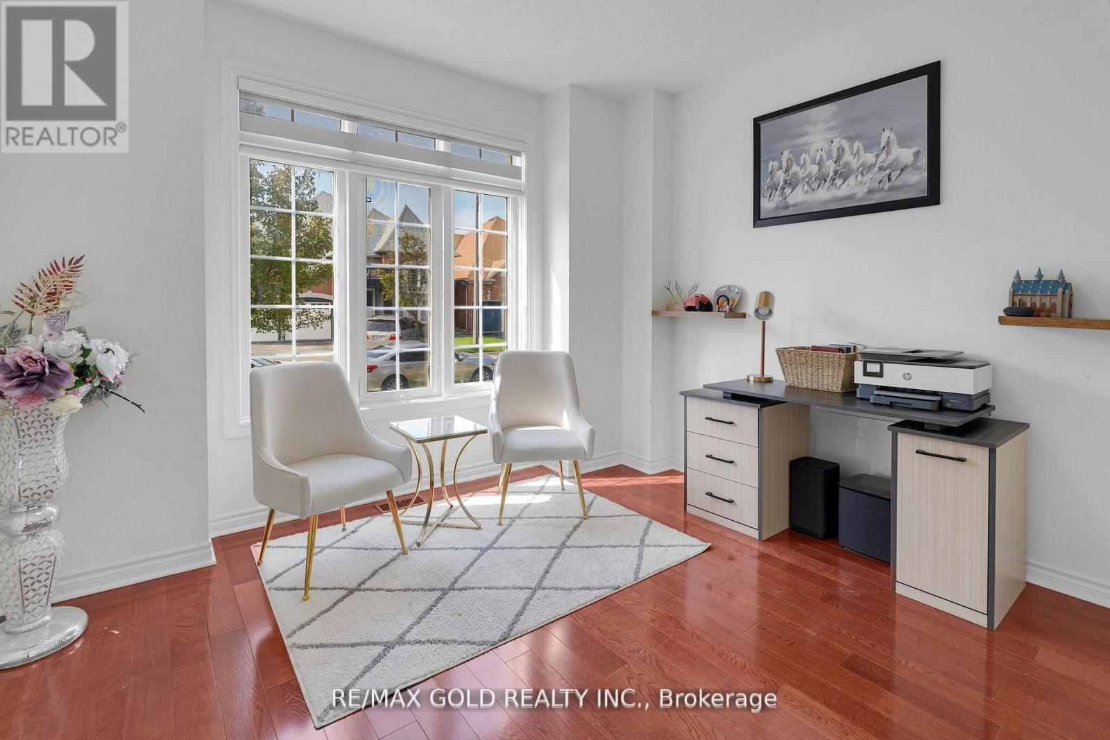 39 Darren Road, Brampton, Ontario  L6P 1Z5 - Photo 7 - W12699774