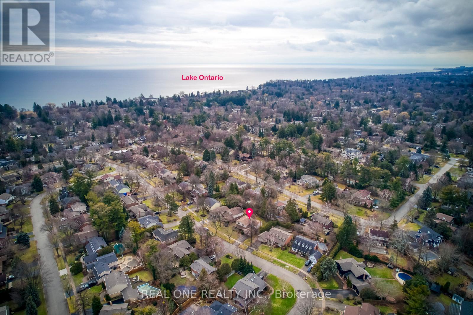 284 Beechfield Road, Oakville, Ontario  L6J 5H7 - Photo 11 - W12699826