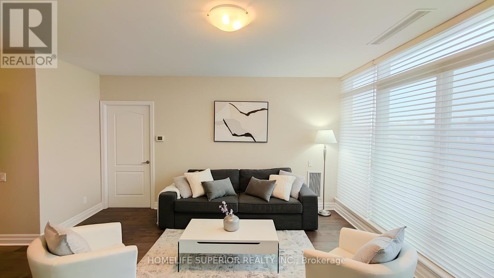 316 - 44 Bond Street W, Oshawa, Ontario  L1G 6R2 - Photo 4 - E12699960