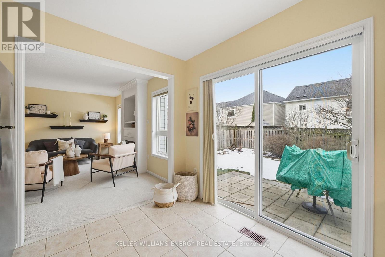 1375 Linstead Street, Oshawa, Ontario  L1K 2V4 - Photo 7 - E12700116