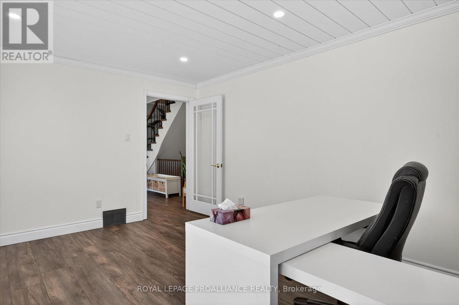 9 Leanne Avenue, Otonabee-South Monaghan, Ontario  K9J 6X8 - Photo 23 - X12700096