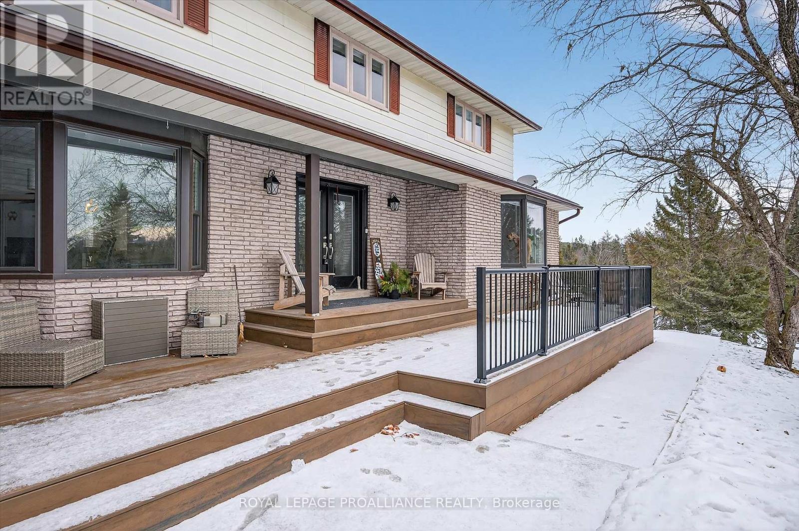 9 Leanne Avenue, Otonabee-South Monaghan, Ontario  K9J 6X8 - Photo 5 - X12700096