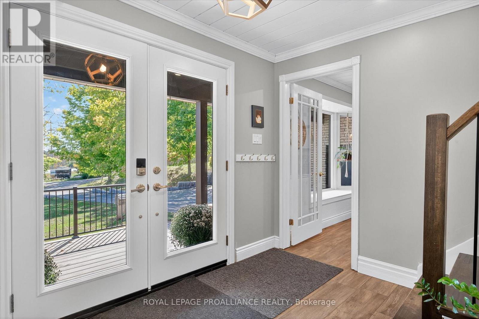 9 Leanne Avenue, Otonabee-South Monaghan, Ontario  K9J 6X8 - Photo 6 - X12700096