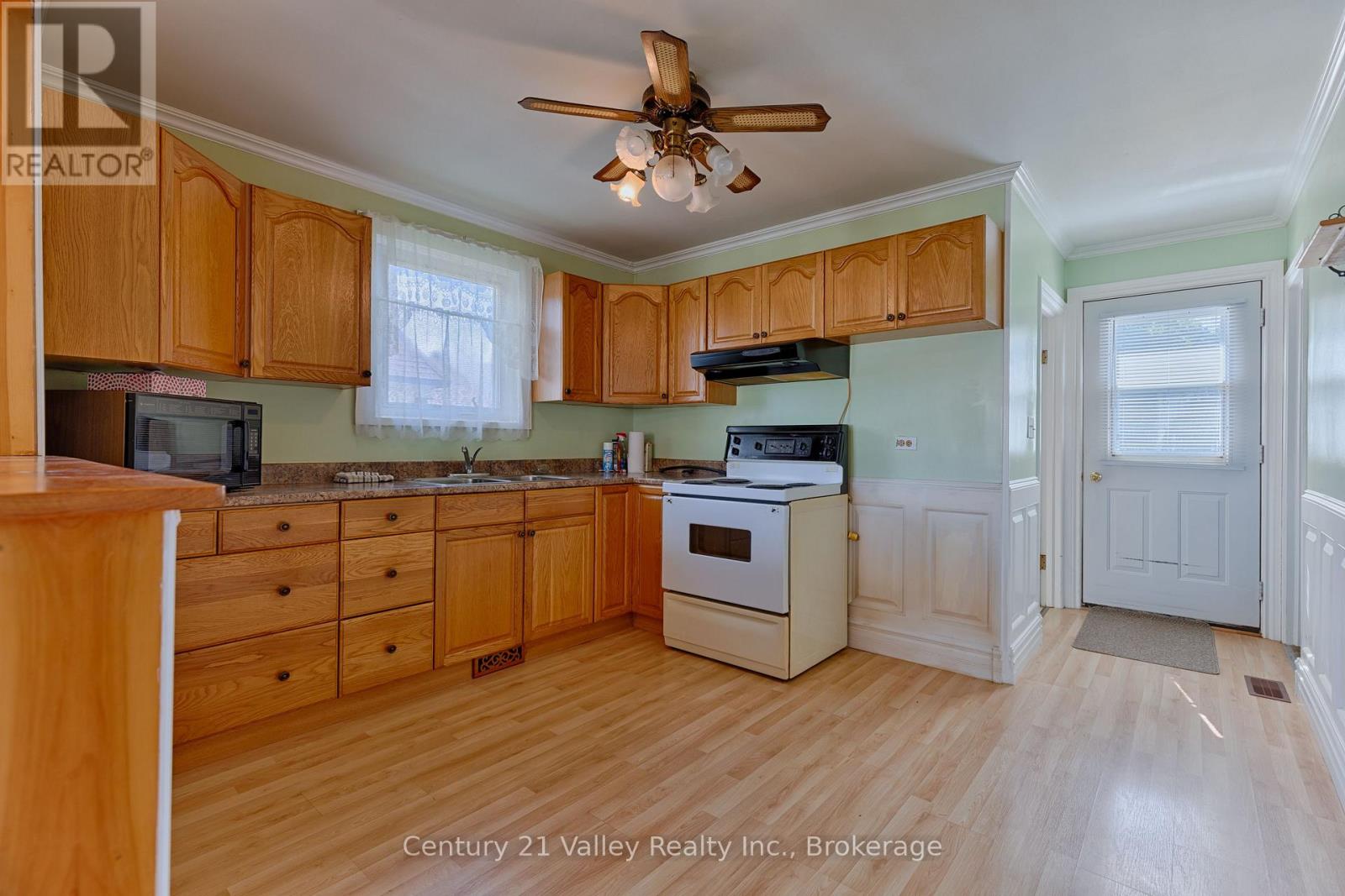 347 Joffre Avenue, Renfrew, Ontario  K7V 3L6 - Photo 17 - X12690570