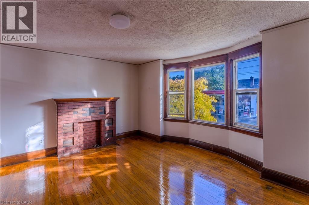 1369 Main Street E Unit# 2, Hamilton, Ontario  L8K 1B8 - Photo 3 - 40798428