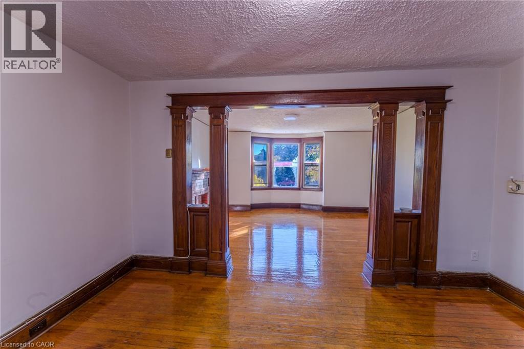 1369 Main Street E Unit# 2, Hamilton, Ontario  L8K 1B8 - Photo 6 - 40798428