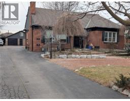 101 CENTENNIAL Parkway S, Hamilton, Ontario