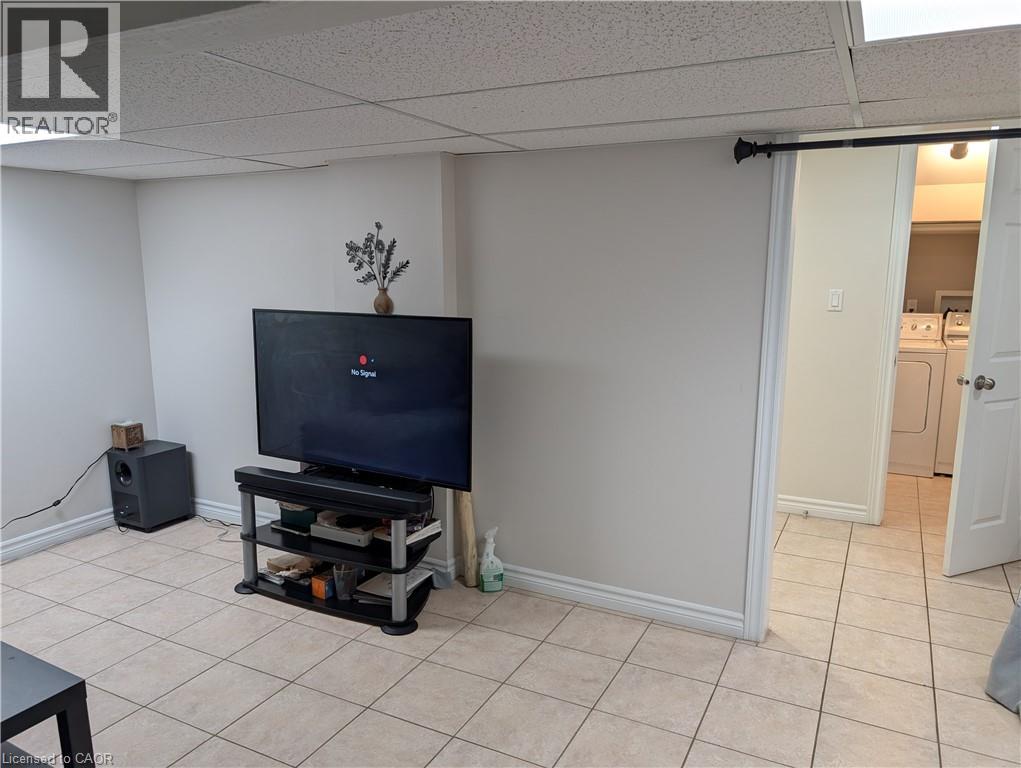 101 Centennial Parkway S, Hamilton, Ontario  L8G 2C7 - Photo 9 - 40798591