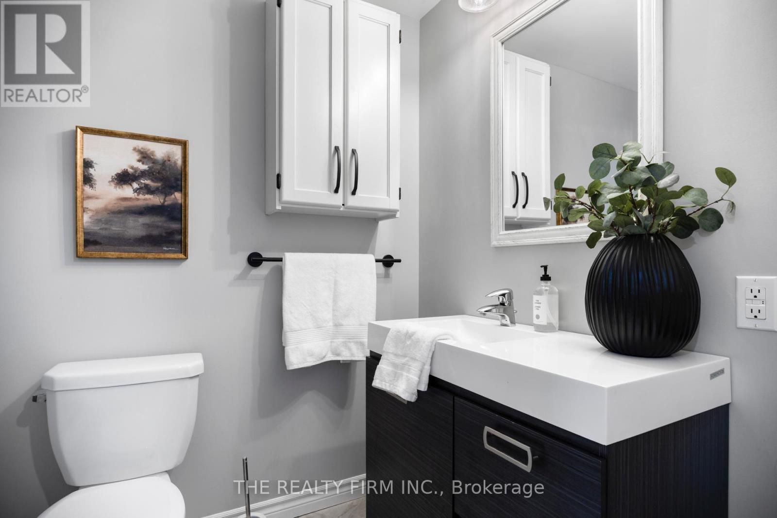 179 Valleyview Drive, Middlesex Centre, Ontario  N0L 1R0 - Photo 10 - X12700034